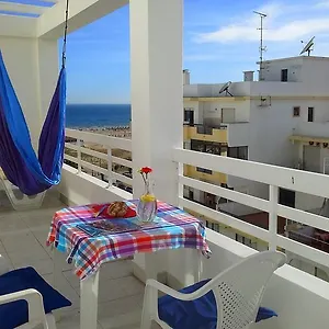 charming-with-sea-view.hotelaalgarve.com/